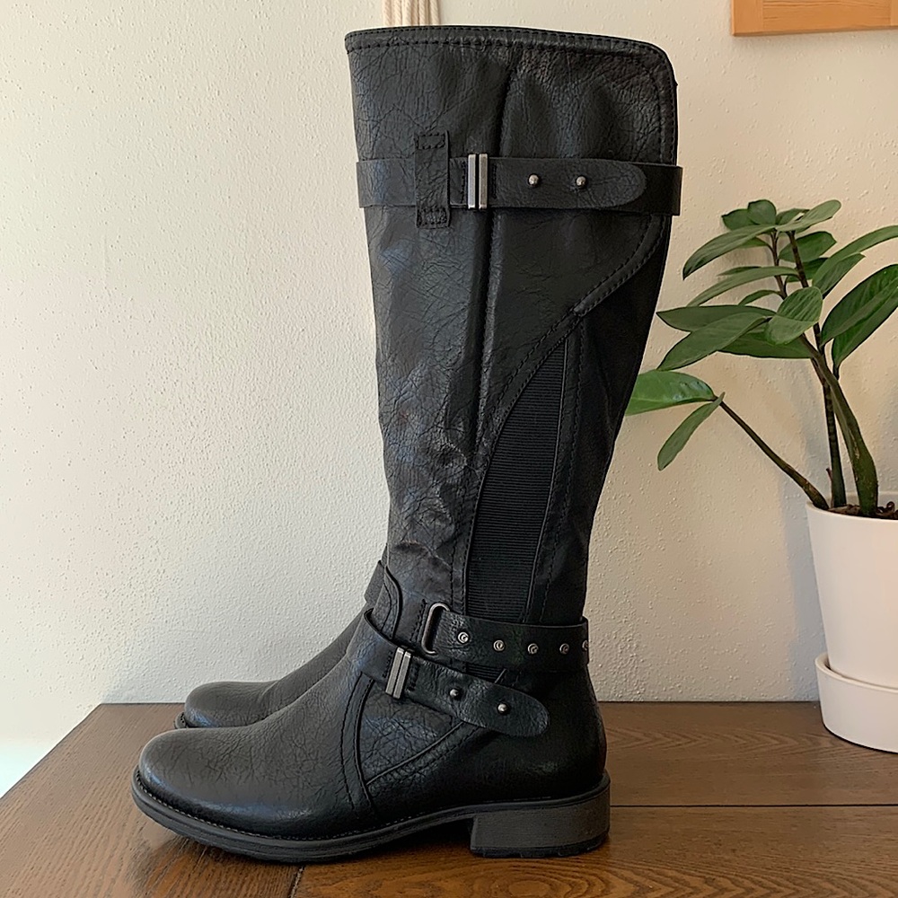 Baretraps faux leather riding boot